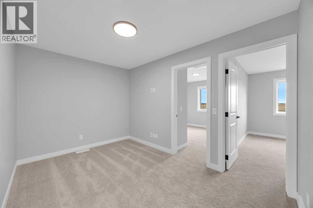 553 Hotchkiss Drive Se Property Photo 18