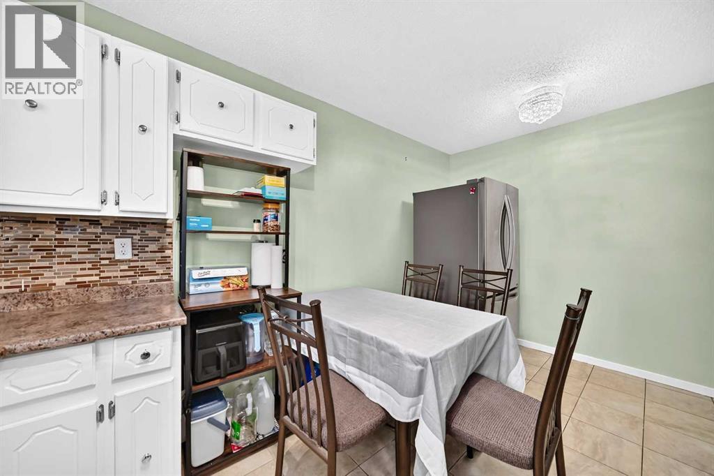2727 Rundleson Road Northeast Property Photo 3