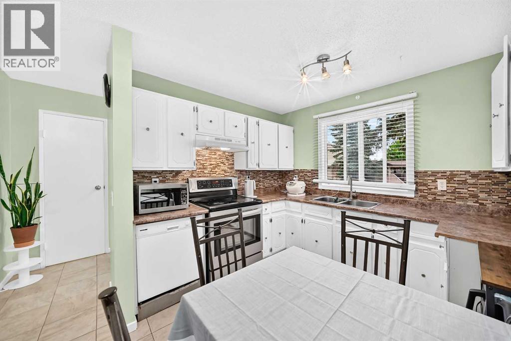 2727 Rundleson Road Northeast Property Photo 4