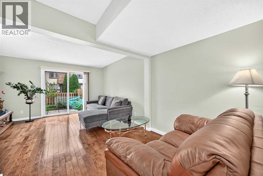 2727 Rundleson Road Northeast Property Photo 6