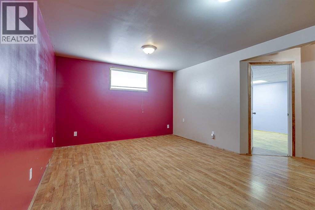 82 Ruttan Close Property Photo 32