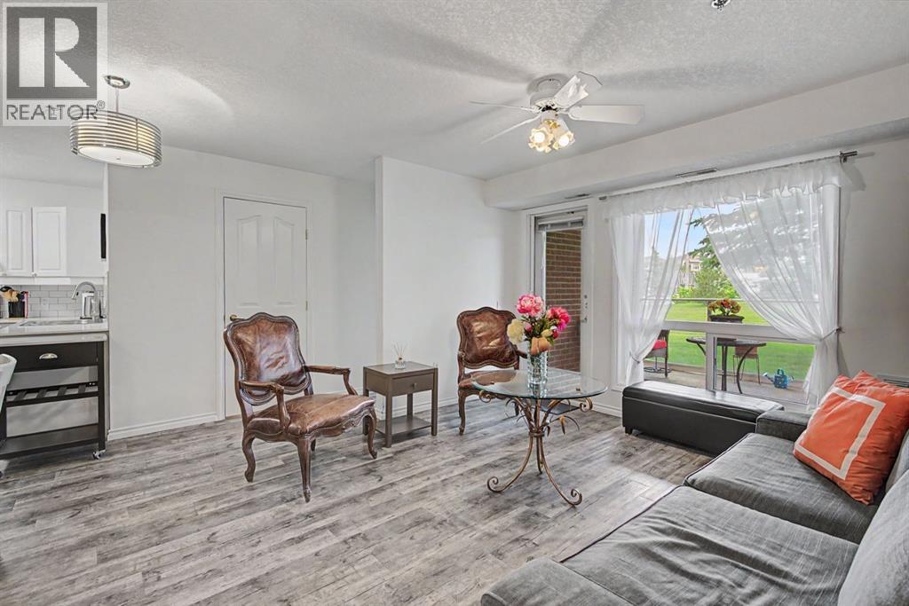 1818 Simcoe Boulevard Southwest Property Photo 3