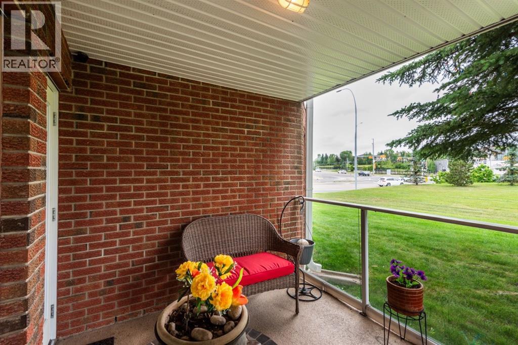 1818 Simcoe Boulevard Southwest Property Photo 8