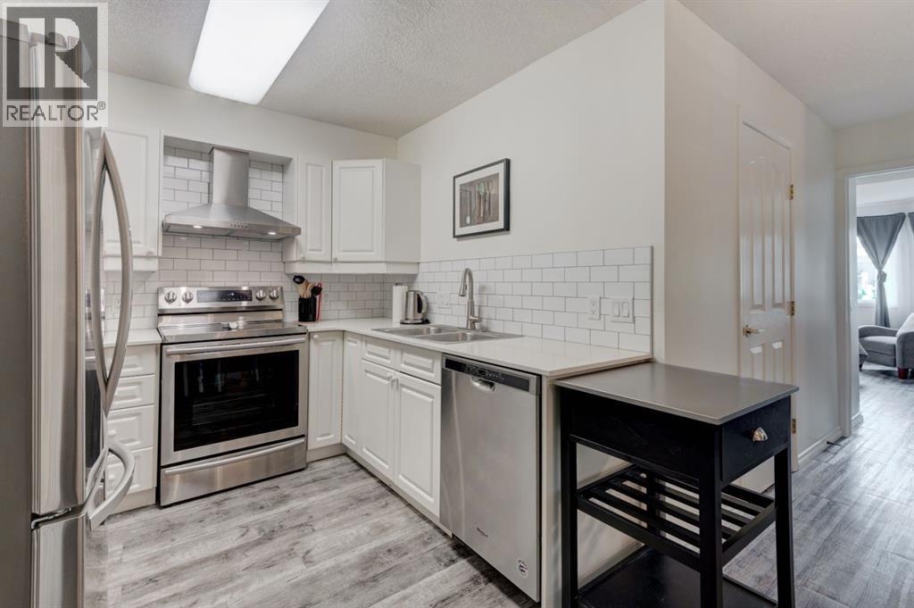 1818 Simcoe Boulevard Southwest Property Photo 12