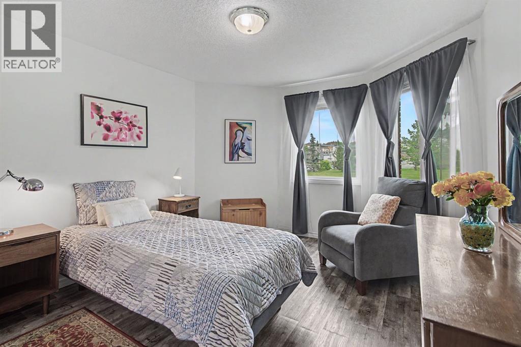 1818 Simcoe Boulevard Southwest Property Photo 15