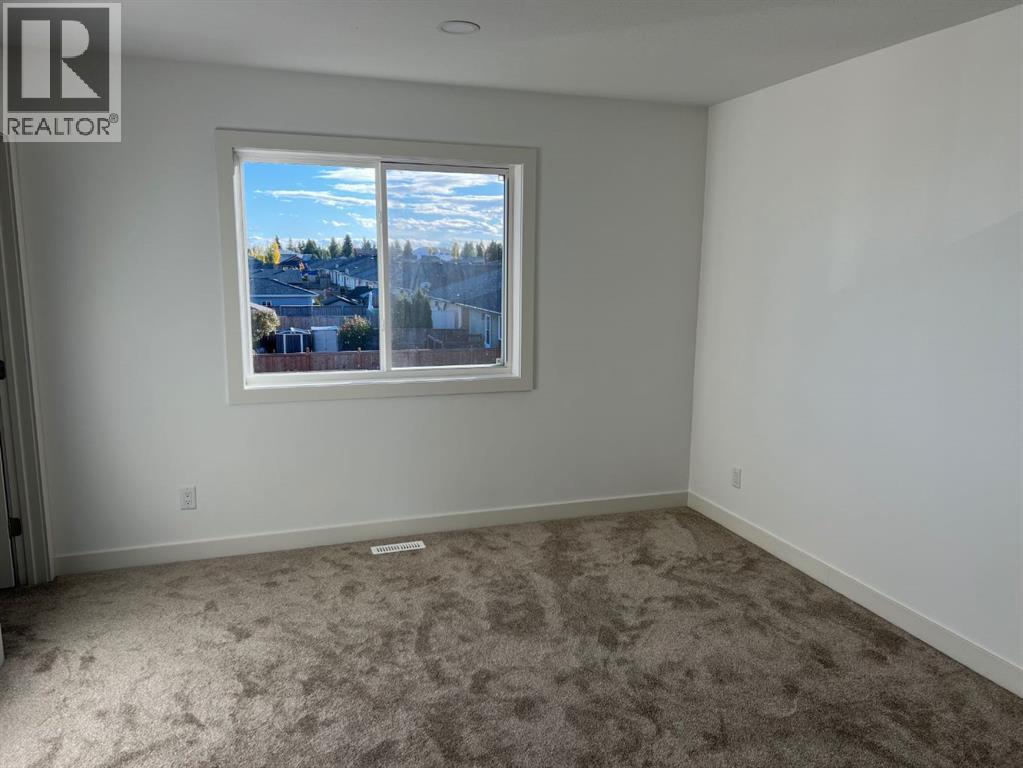 7309a 44b Avenue Property Photo 11