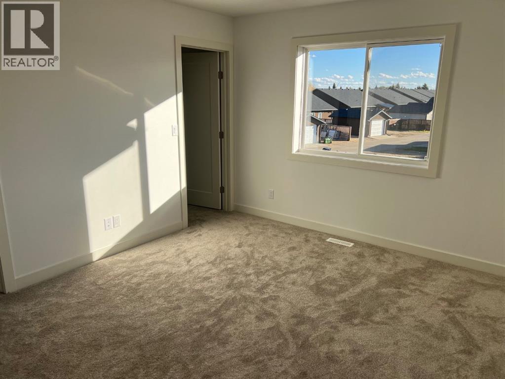 7309a 44b Avenue Property Photo 12