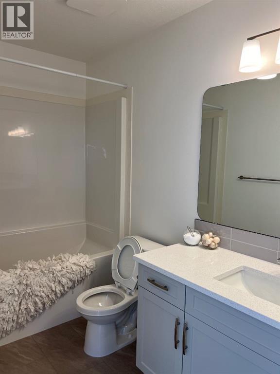 7309a 44b Avenue Property Photo 13