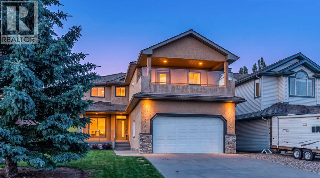 255 Gleneagles View Property Photo 1