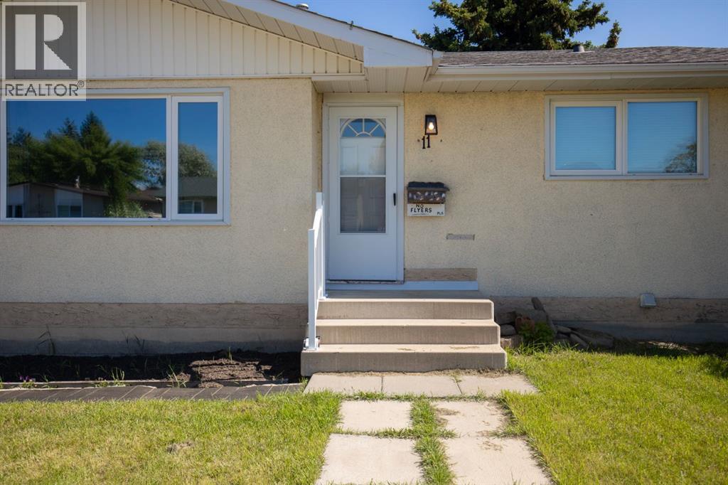 11 Oxbow Street Property Photo 3