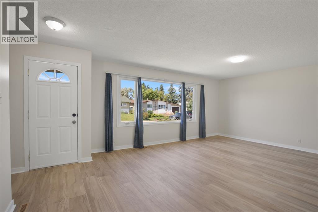 11 Oxbow Street Property Photo 5