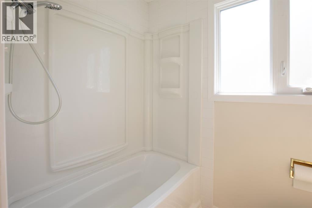 11 Oxbow Street Property Photo 14