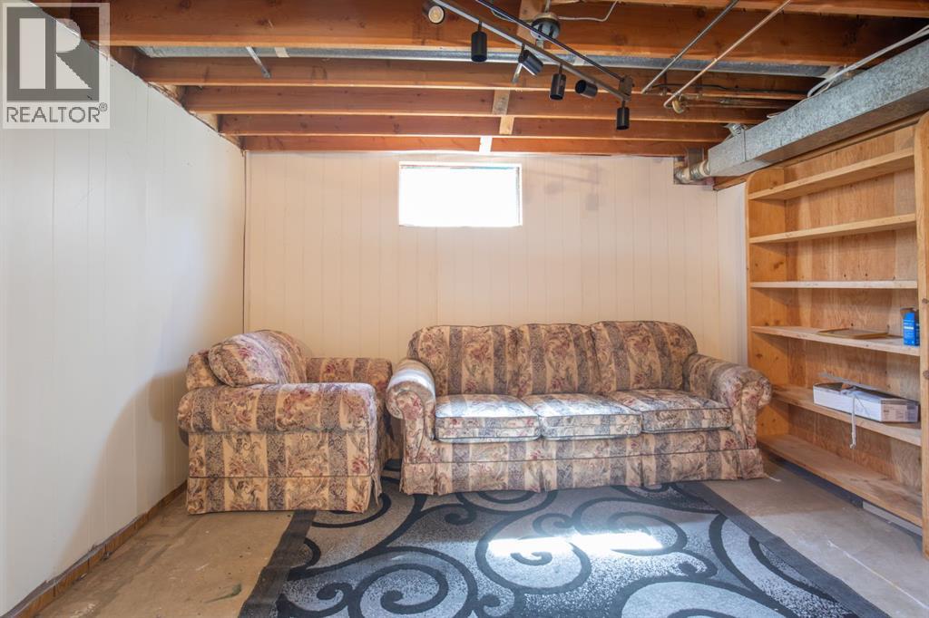 11 Oxbow Street Property Photo 23
