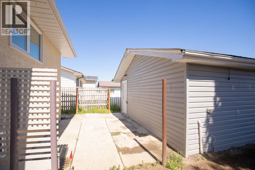 11 Oxbow Street Property Photo 30