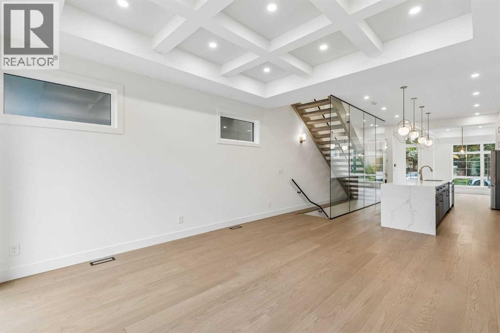 1812 19 Avenue Nw Property Photo 16