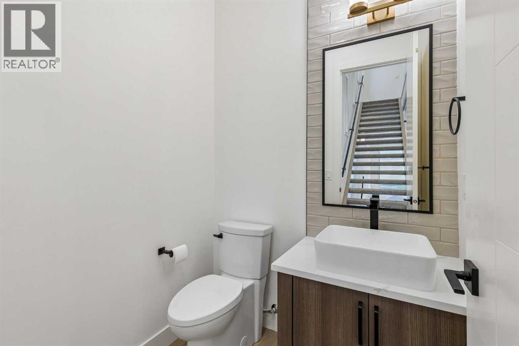 1812 19 Avenue Nw Property Photo 19