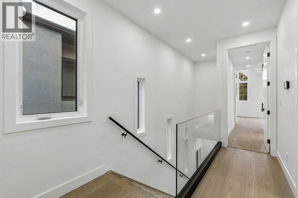 1812 19 Avenue Nw Property Photo 20