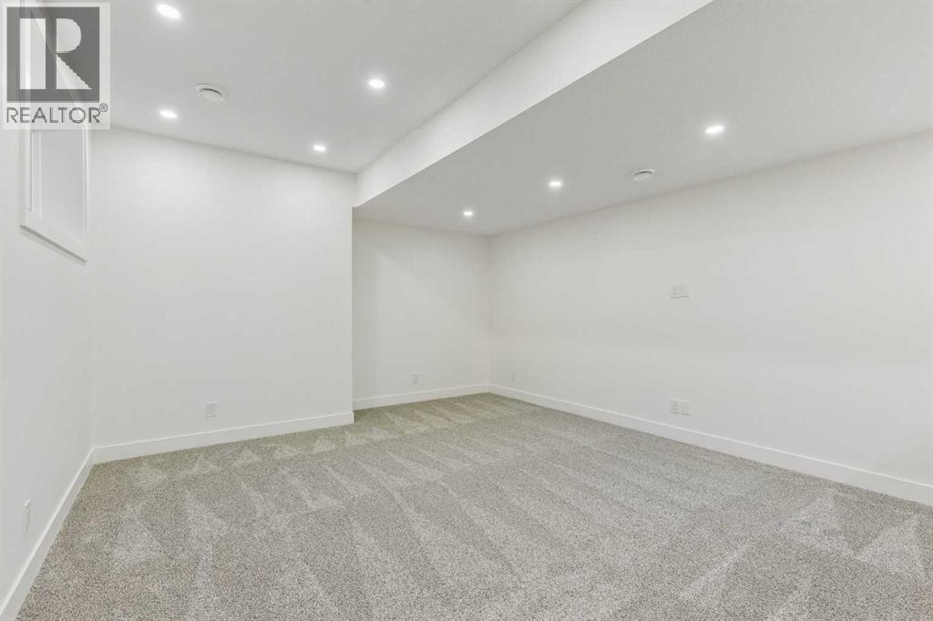 1812 19 Avenue Nw Property Photo 31