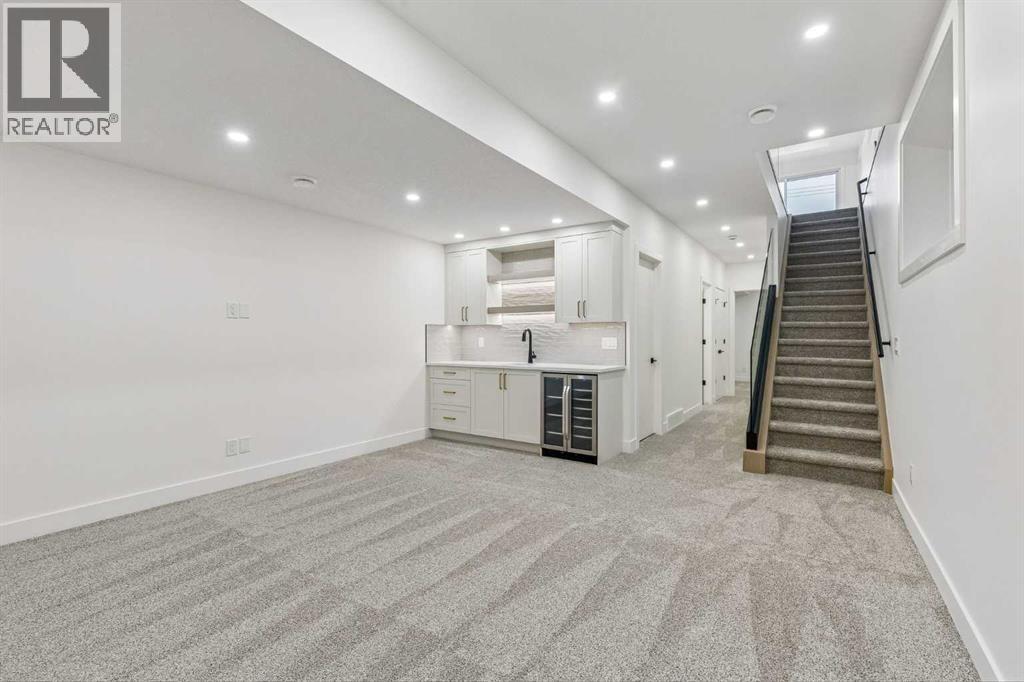 1812 19 Avenue Nw Property Photo 32