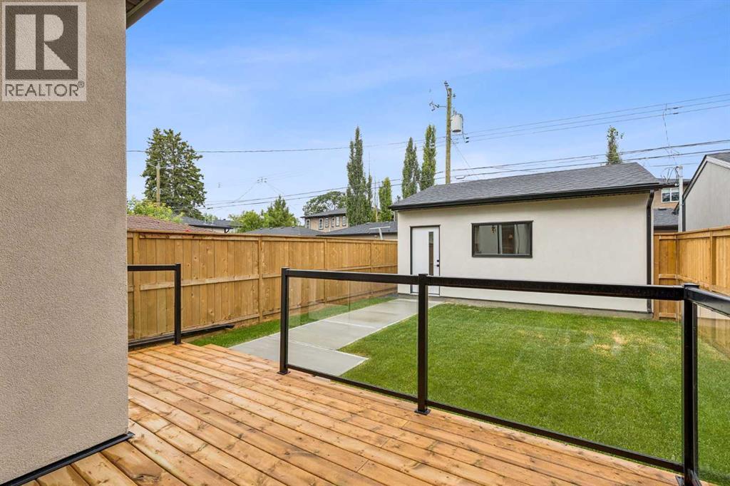 1812 19 Avenue Nw Property Photo 37