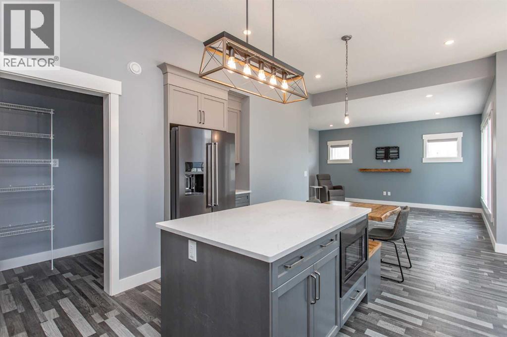 10 Tagish Avenue Property Photo 14