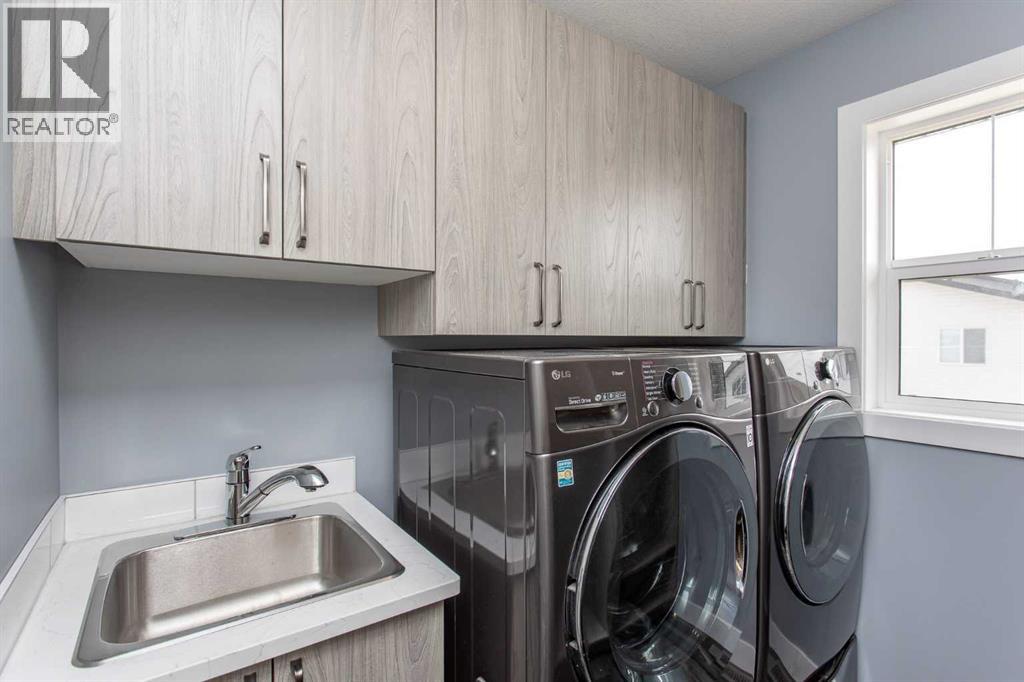 10 Tagish Avenue Property Photo 24