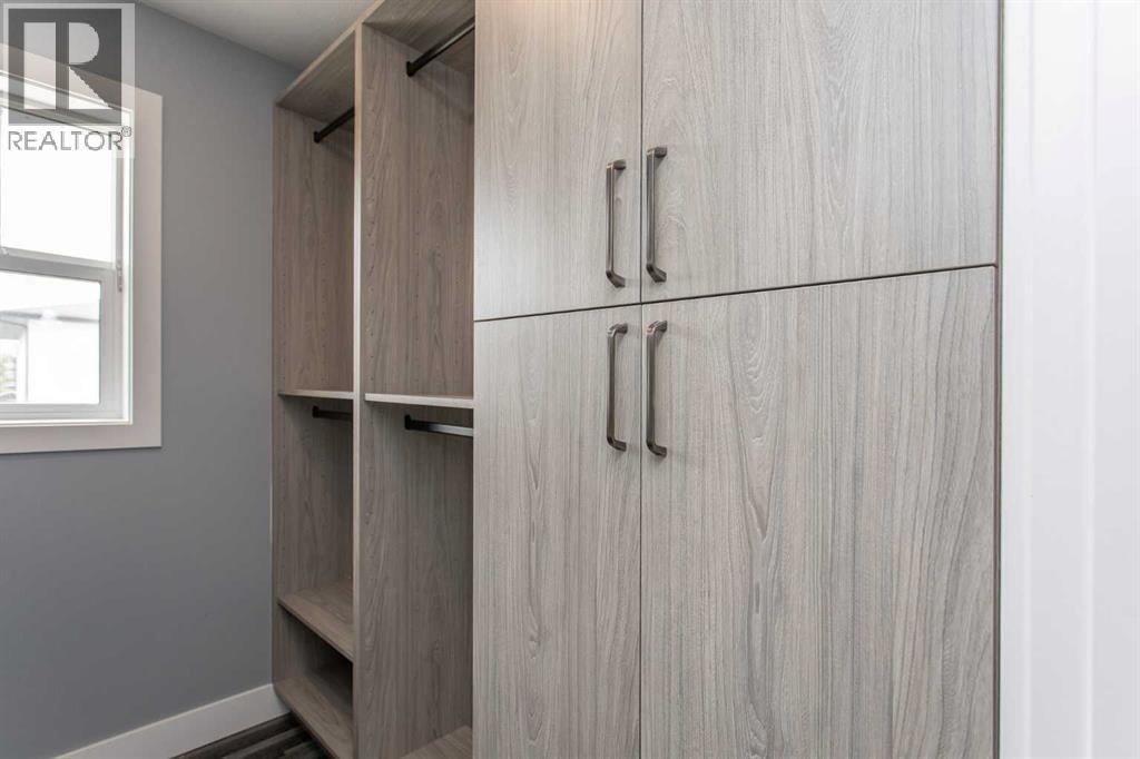 10 Tagish Avenue Property Photo 25