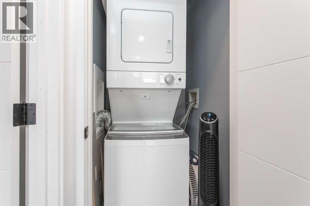 10 Tagish Avenue Property Photo 38