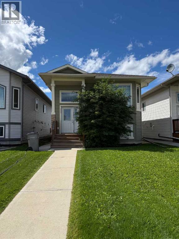 7418 112 Street Property Photo 1