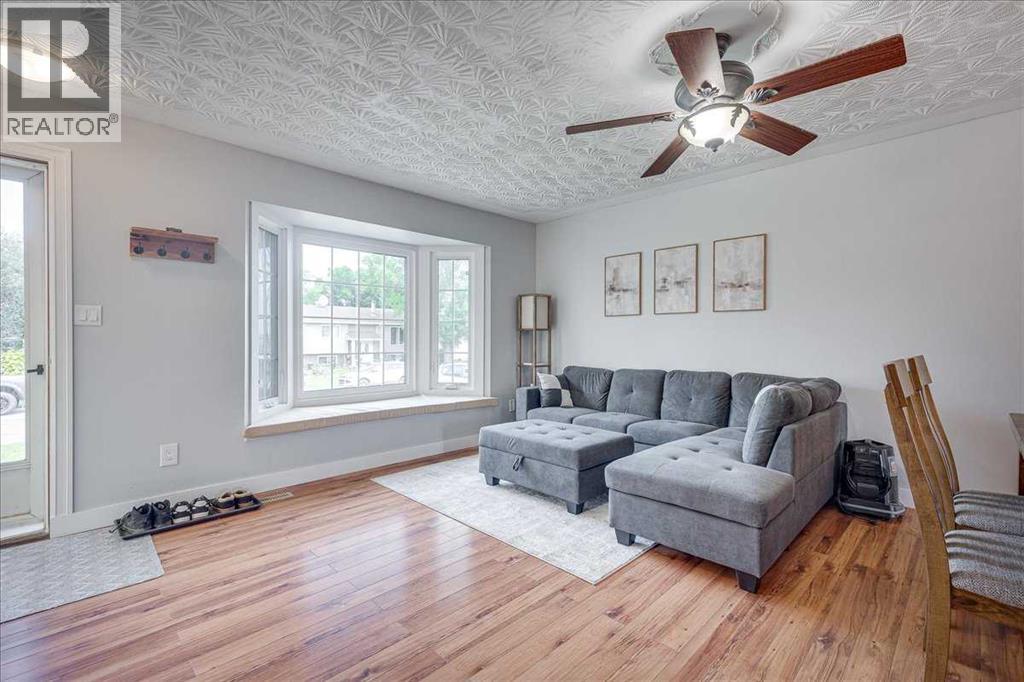4709 55 Avenue Property Photo 9