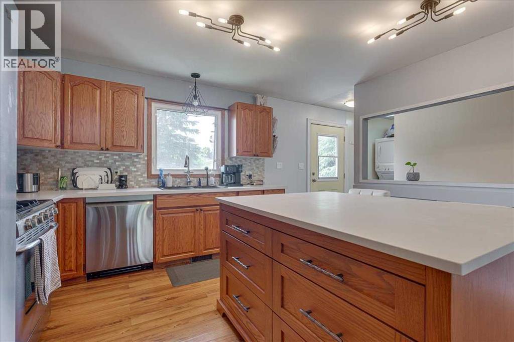 4709 55 Avenue Property Photo 15