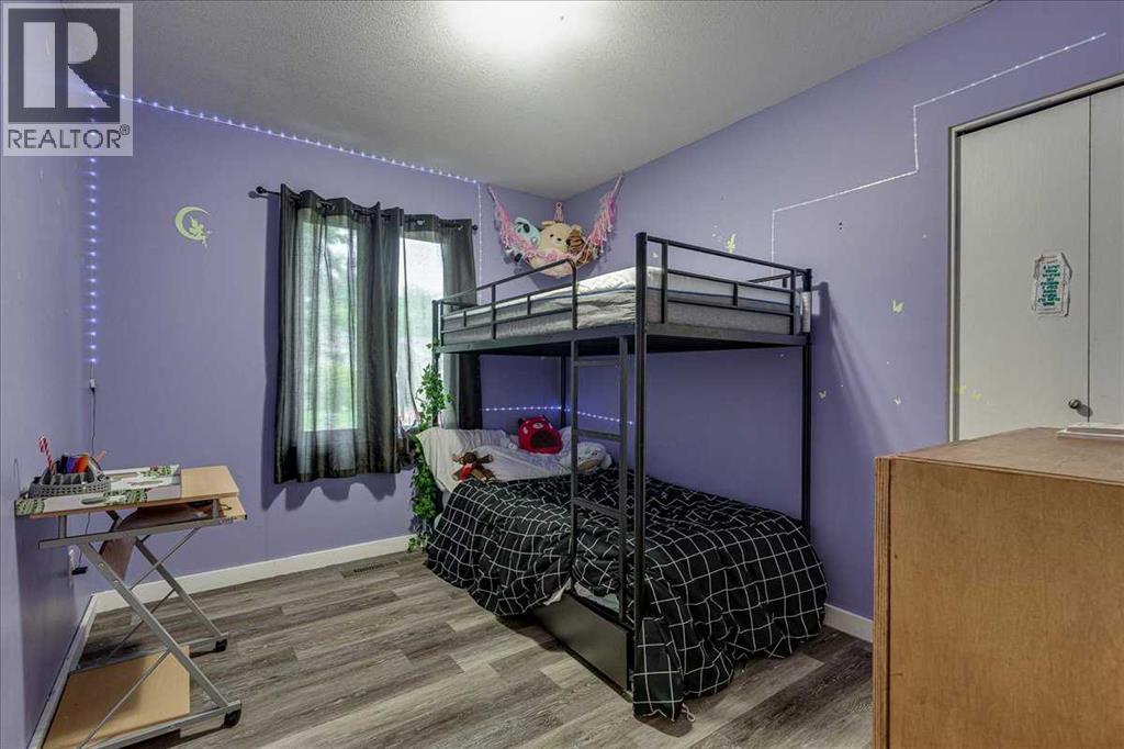 4709 55 Avenue Property Photo 18