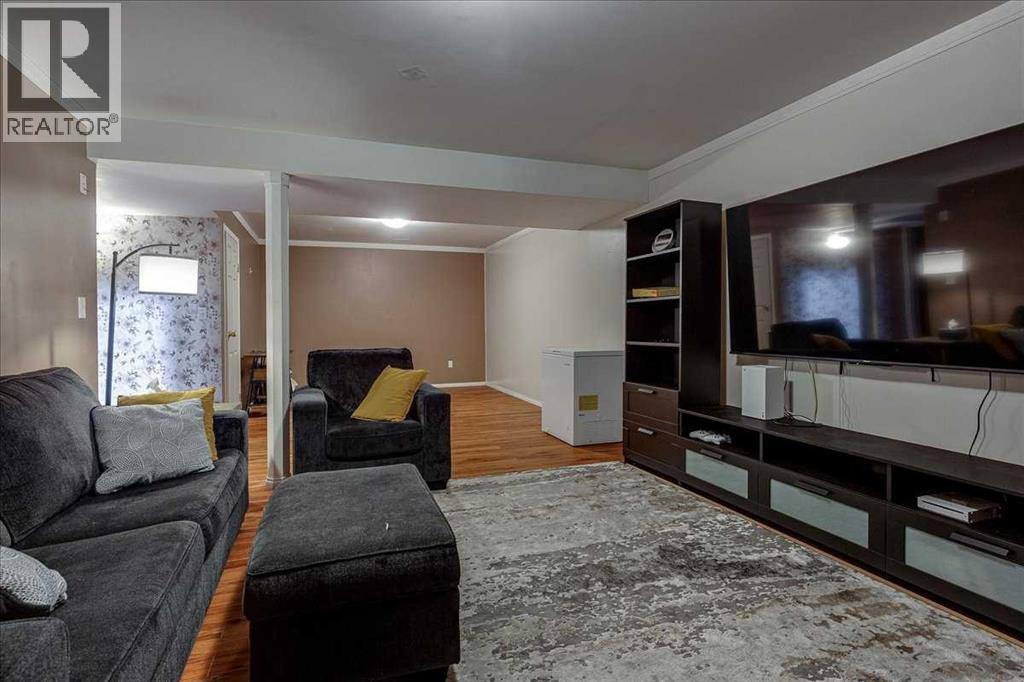 4709 55 Avenue Property Photo 37