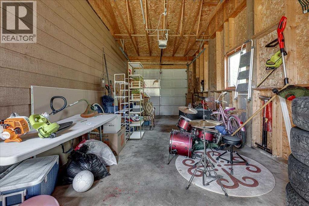 4709 55 Avenue Property Photo 40