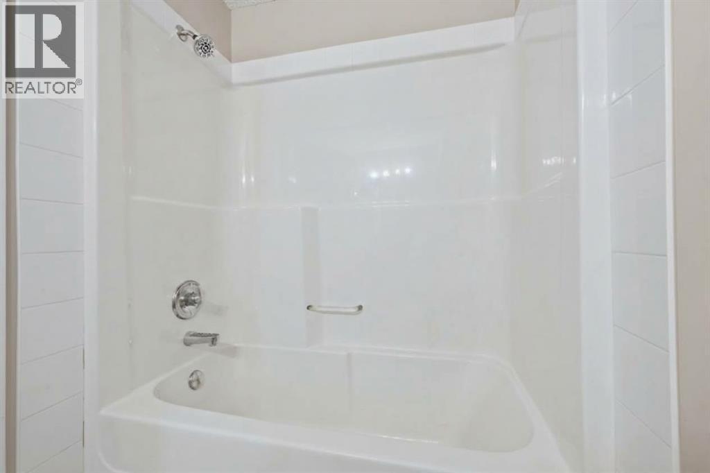 124 Everridge Gardens Sw Property Photo 18