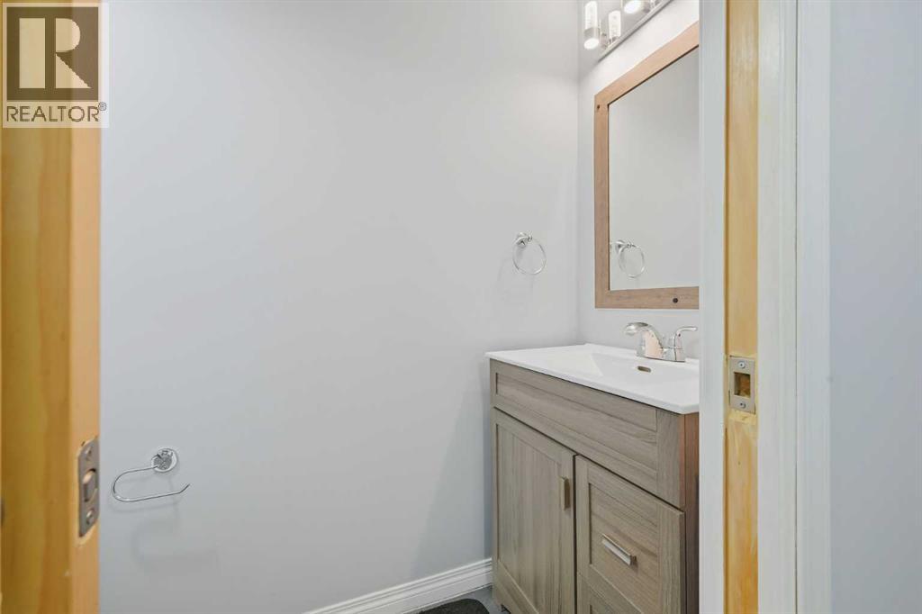 124 Everridge Gardens Sw Property Photo 21