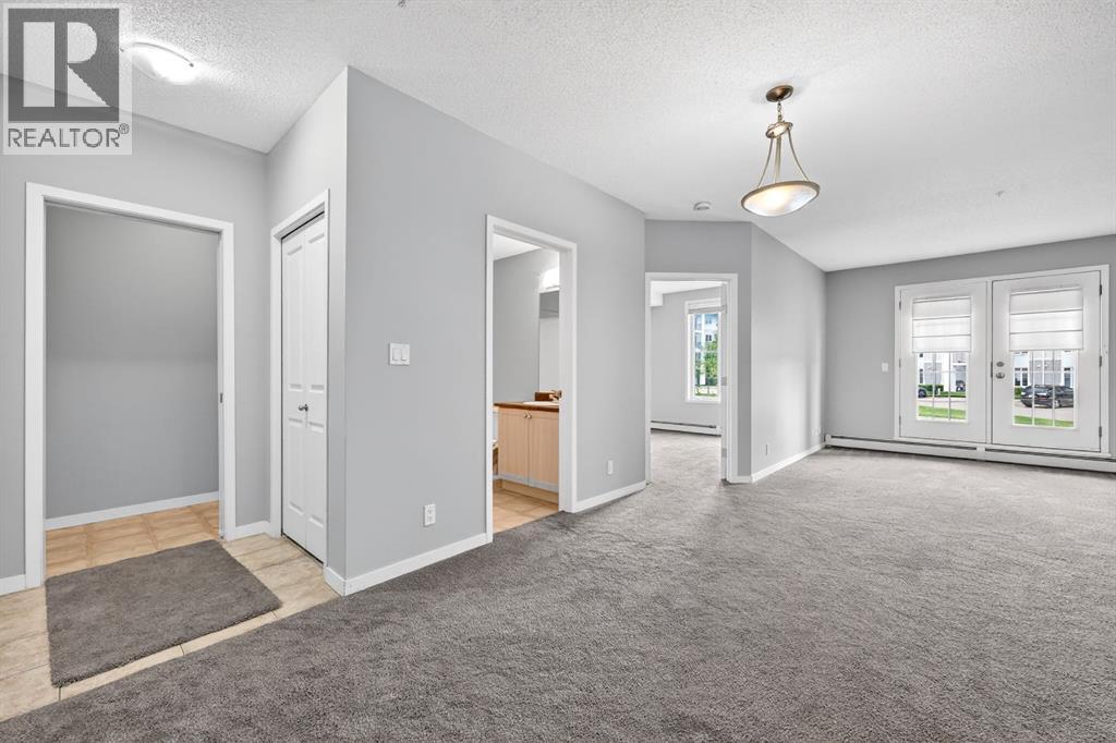 333 Taravista Drive Northeast Property Photo 16