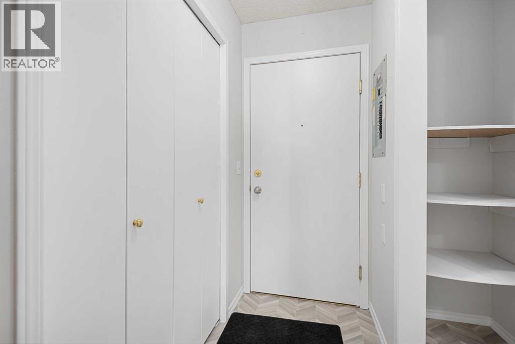 1620 70 Street Southeast Property Photo 5