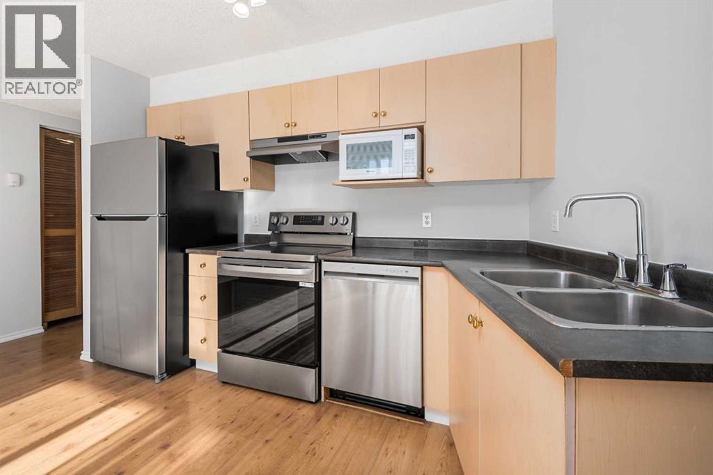 1620 70 Street Southeast Property Photo 12