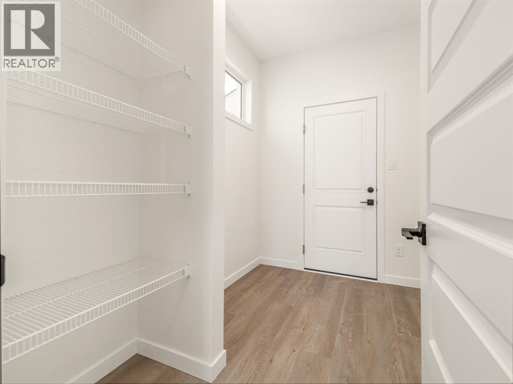 126 Miners Road W Property Photo 8