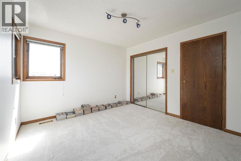 118 Dickins Close Property Photo 36