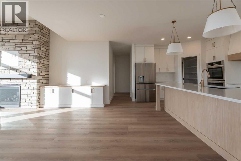 3076 21 Street Property Photo 14