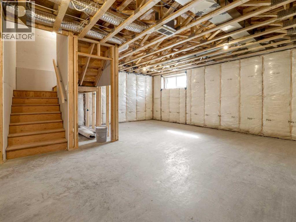 138 Miners Road W Property Photo 22