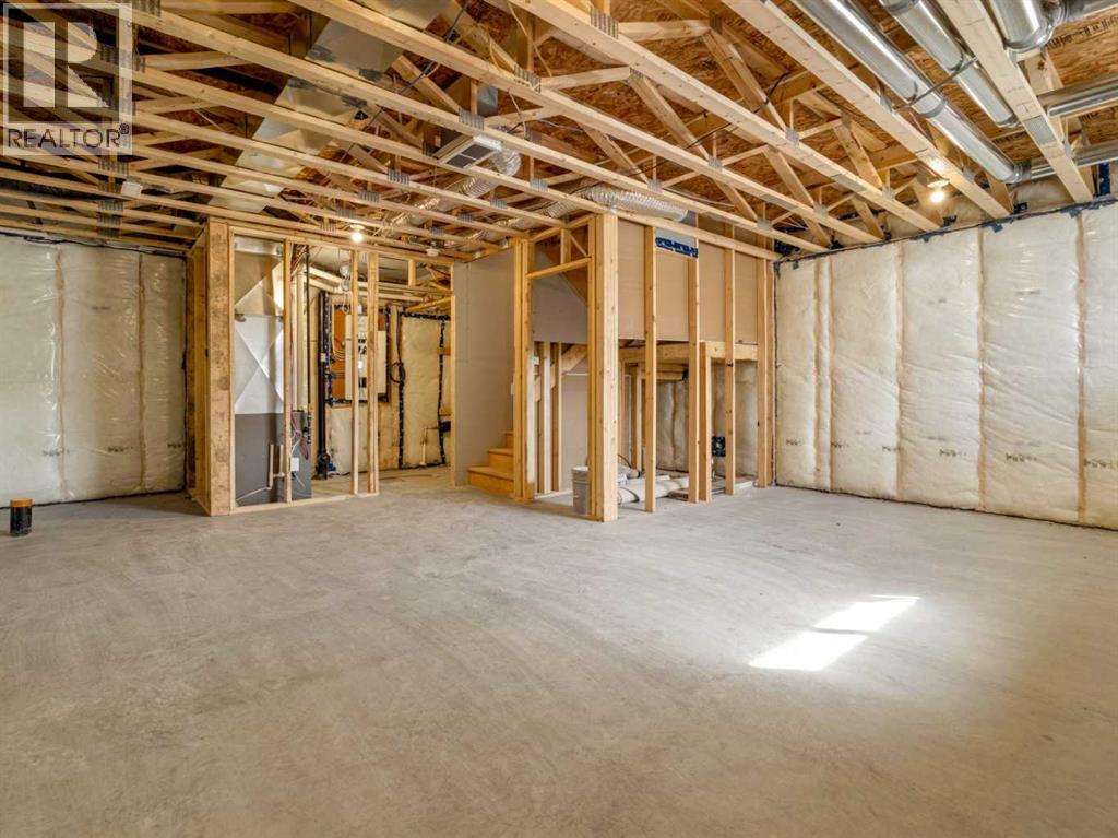 138 Miners Road W Property Photo 23