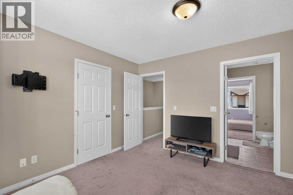 118 Royal Birch Villas Nw Property Photo 24