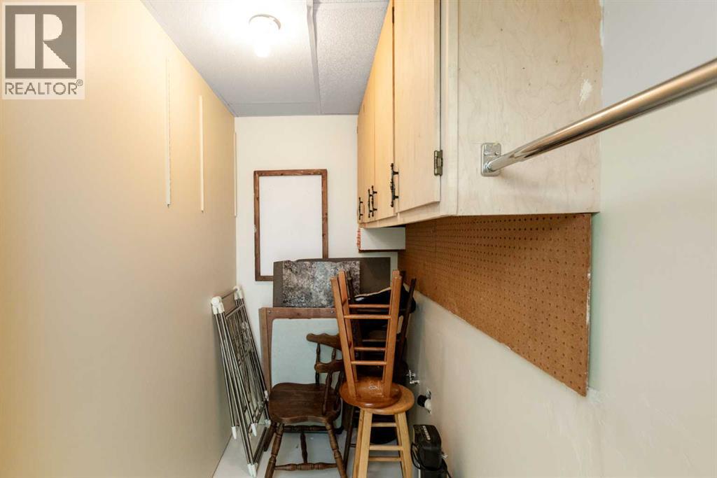 4003 53 Avenue Property Photo 34