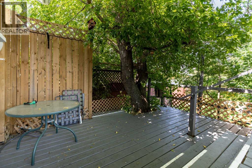 4003 53 Avenue Property Photo 39