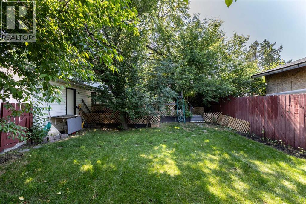 4003 53 Avenue Property Photo 42