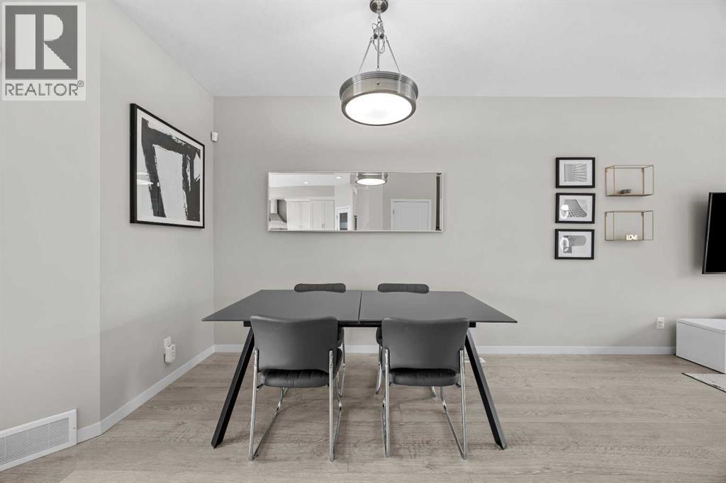 38 Howse Row N Property Photo 12