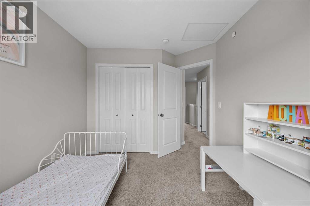 38 Howse Row N Property Photo 31